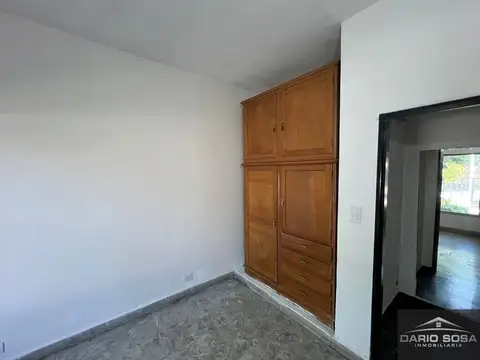 Casa 2 ambientes con 1 baño