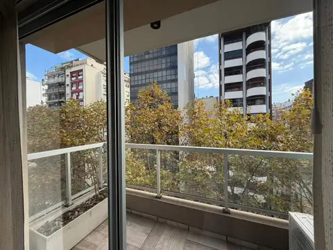 Avenida Pueyrredón 1200
