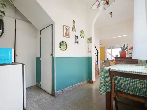 Depto Tipo Casa en Venta 40 años