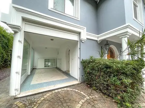 Casa en Venta en Countries y Barrios Cerrados en Esteban Echeverria, USD 540.000