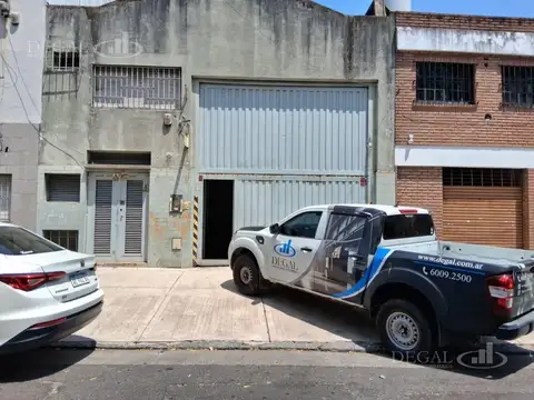 Deposito en Mataderos