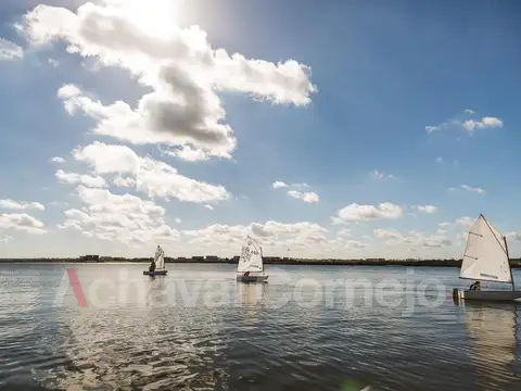 Puertos Escobar | Amarras -  Lote al agua en venta .