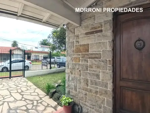 Casa en Venta en Castelar, USD 139.000