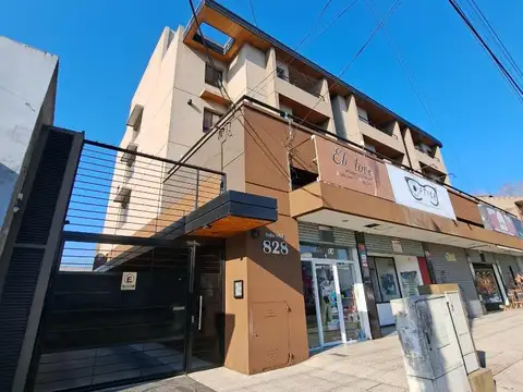 Jose Lopez 828 , Piso 3