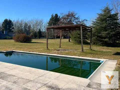 Quinta en Venta en Mercedes, USD 200.000