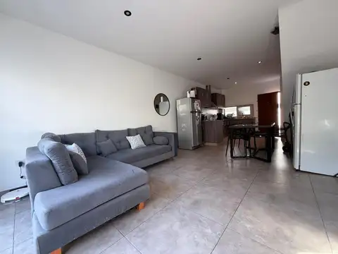 Depto Tipo Casa en Venta en Canning, USD 110.000