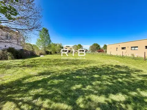 Hermoso Lote Central de 1021 m2 - Orientación Sudeste