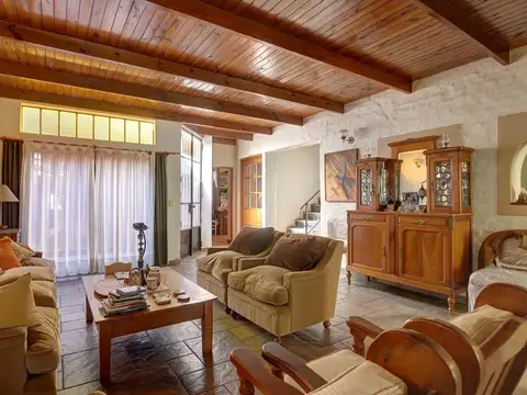 PH 5 AMB. C/JARDIN Y PILETA - VENTA/VILLA URQUIZA