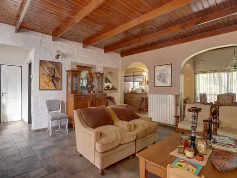 Depto Tipo Casa 5 ambientes con 2 baños