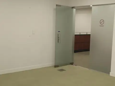 Oficina en alquiler en Catalinas