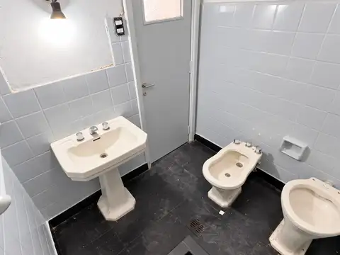 Casa en Alquiler con 1 cochera
