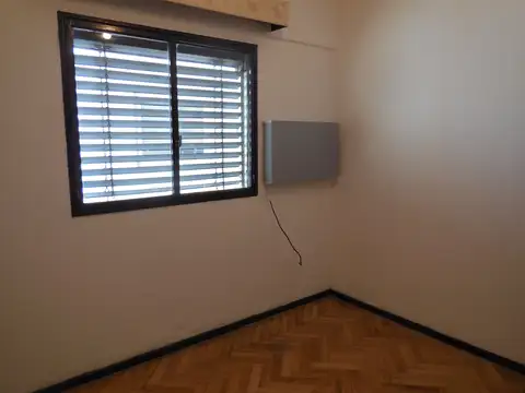 Departamento en Alquiler en Flores, $ 490.000