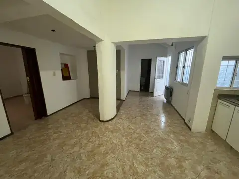 Depto Tipo Casa en Venta en Centro, USD 45.000