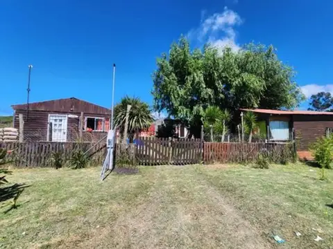 Casa 10 ambientes con 4 baños