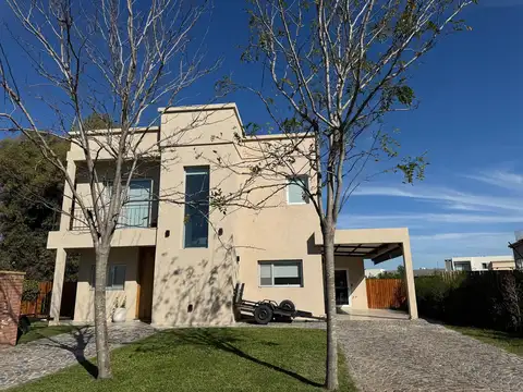 Casa en Venta al Noreste
