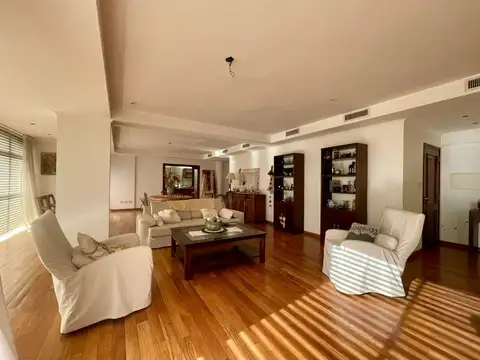 Departamento en Alquiler de 7 ambientes