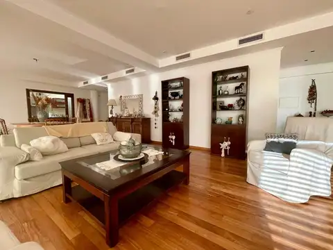 Departamento 7 ambientes con 3 baños