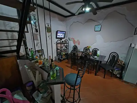 Depto Tipo Casa 3 ambientes con 2 baños