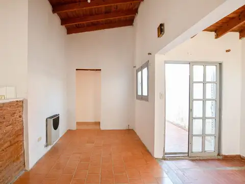 PH EN VENTA TOLOSA 2 DORMITORIOS Y 2 PATIOS