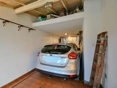 Casa en Venta en Moron, USD 115.000