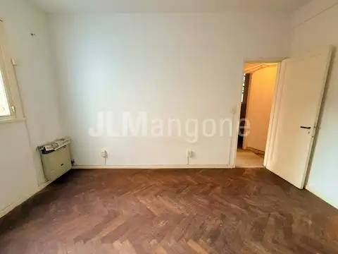Depto Tipo Casa en Venta 70 años