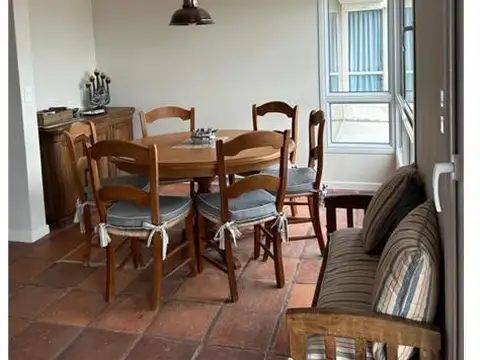 Departamento 5 ambientes con 2 baños