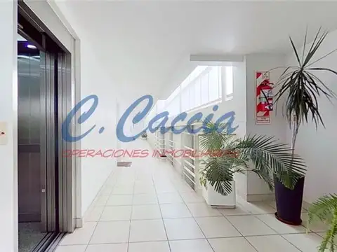 Departamento en Venta en Villa del Parque, USD 245.000