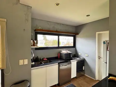 VENTA CASA 4AMB C/COCHERA+QUINCHO+PILETA - ESCOBAR