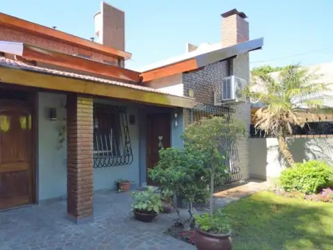 CASA EN VENTA - Ituzaingó Norte