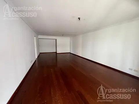 Departamento 4 ambientes con 3 baños