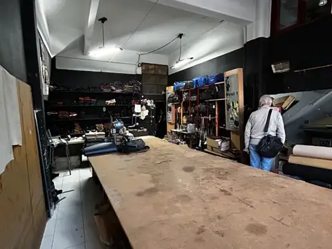 Galpon en Venta en Villa del Parque, USD 115.000