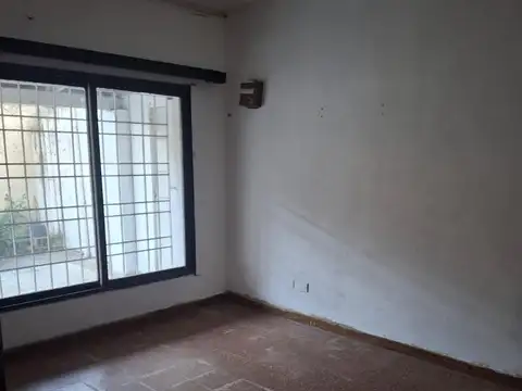 Depto Tipo Casa en Alquiler 45 años