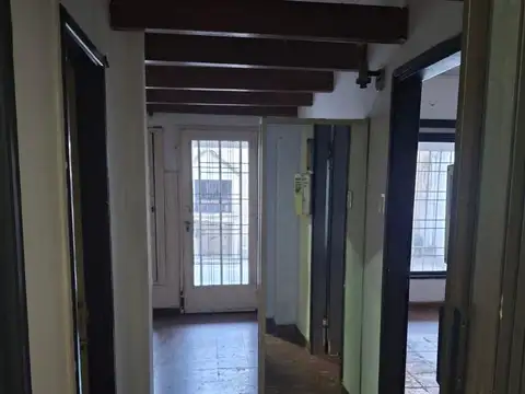 Depto Tipo Casa 2 ambientes con 1 baño