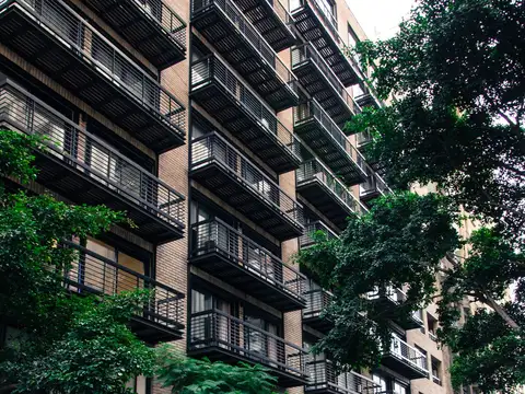 Oficina en Quartier Basavilbaso cochera y balcón