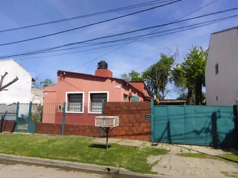 Casa en Venta en Garin-Centro, USD 120.000