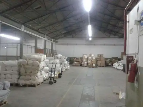 Galpon en Venta 100  mts Frente