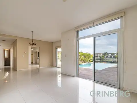 Casa en Alquiler de 3 dormitorios