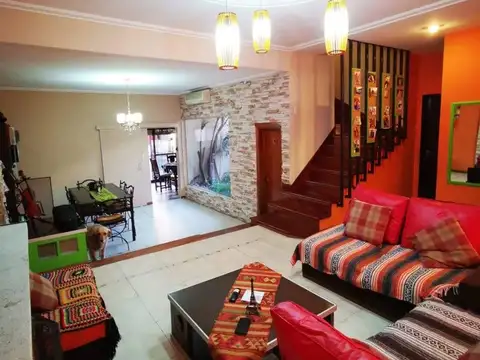 CASA EN LANUS - PARQUE / QUINCHO APTO CREDITO 