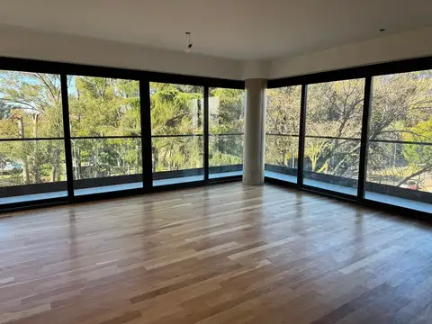 Venta Olivos Puerto 4 ambientes vista, 2 cocheras