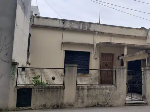 S. MARTIN CTRO CASA 4 AMB LOTE 8,66 X25,98 ¡APTO CRÉDITO!