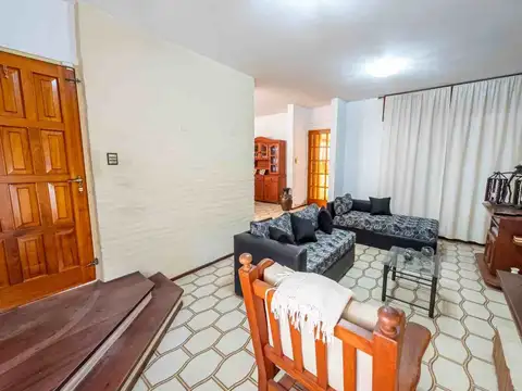 VENTA CASA 3 DORM EN GENERAL ARTIGAS APTO CREDITO