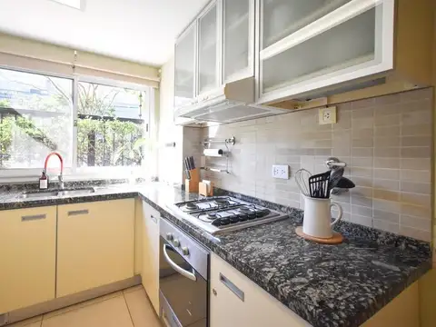 Departamento 4 ambientes con 2 baños