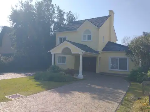 Casa En Venta Las Praderas De Lujan
