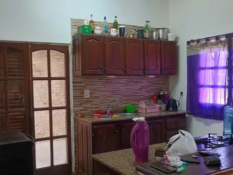 Av. Vélez Sarsfield 875