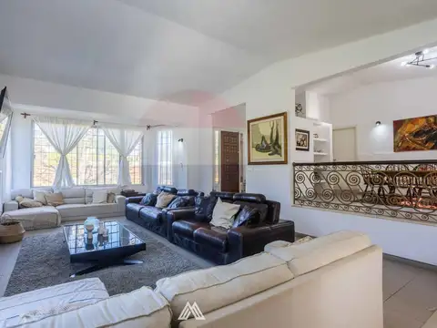 Venta Casa En El Pinar 5 Dormitorios 4 Baños
