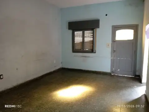 Casa 3 ambientes con 1 baño