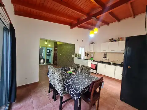 Casa en Venta en Sarandí, USD 98.000