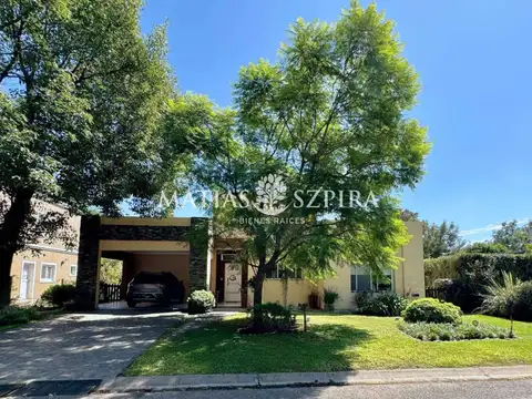 Casa en Venta en Francisco Alvarez, USD 249.000