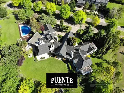 Casa de 6 dormitorios en Venta en Saint Thomas Sur