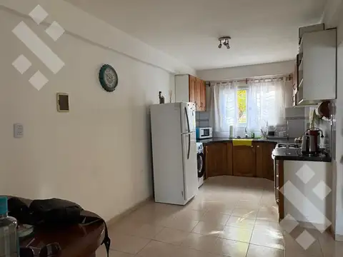 Casa 5 ambientes con 1 baño